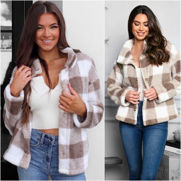 ValMarie Jackets & Blazers - NWT Beige And Off White Plaid Fall Warm Soft And Cozy Fall Sherpa Coat